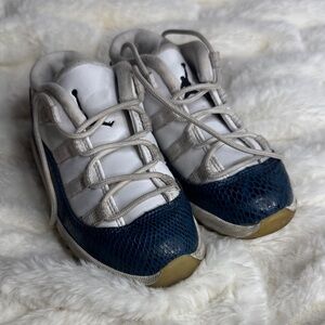 Jordan Kids Sneakers size 9c - White and Blue